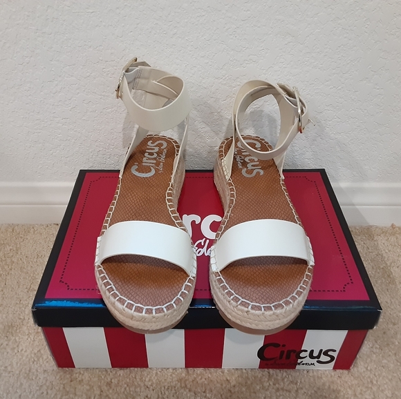 Circus by Sam Edelman - Picture 4 of 4